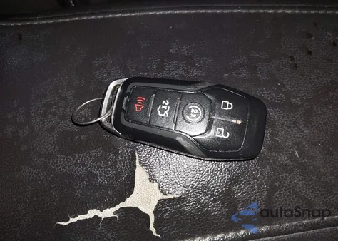 2015 Ford Fusion Titanium z USA, uszkodzony, nr VIN 3FA6P0D93FR285032